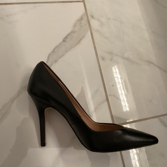 Aldo black heels. - Picture 3 of 5